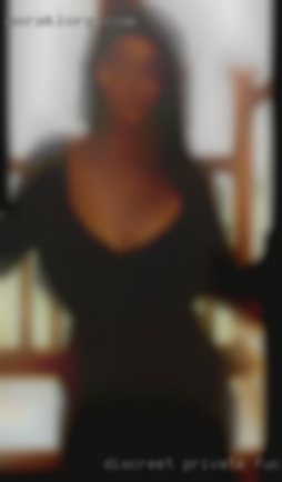 Discreet fuck in the Bronx private   as I am...masculine.